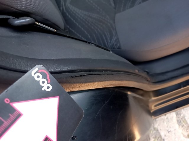 Vehicle_photo_37