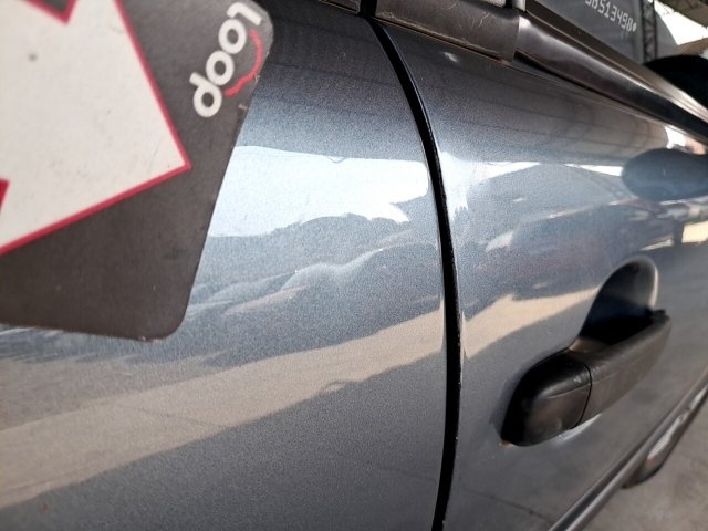 Vehicle_photo_47