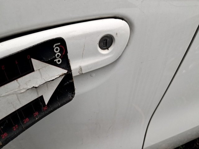 Vehicle_photo_21
