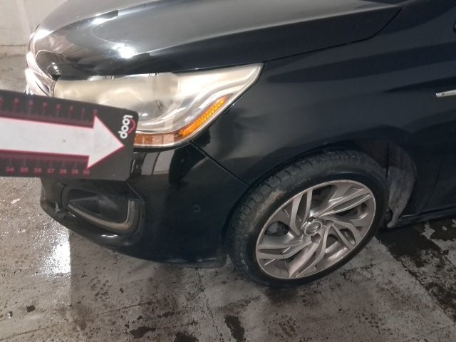 Vehicle_photo_28