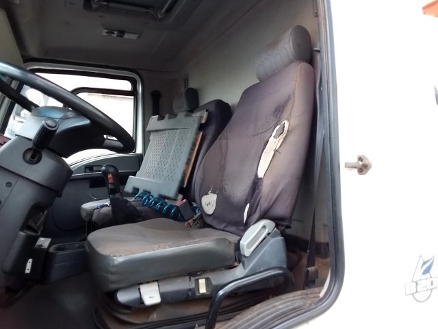 Vehicle_photo_21