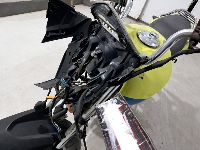 Vehicle_photo_23