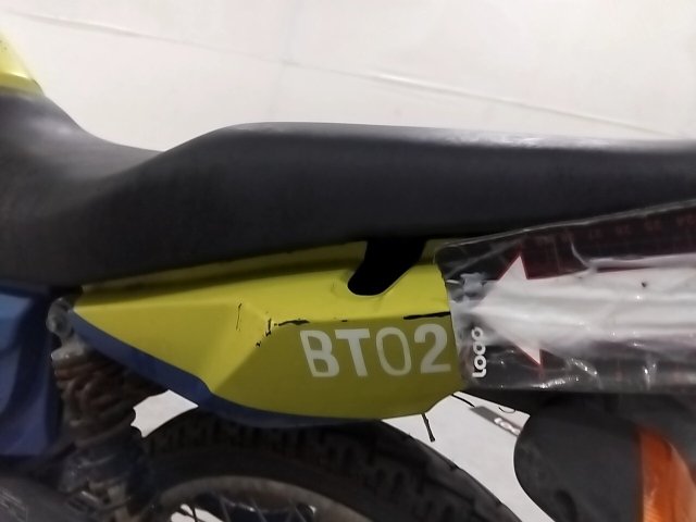 Vehicle_photo_17