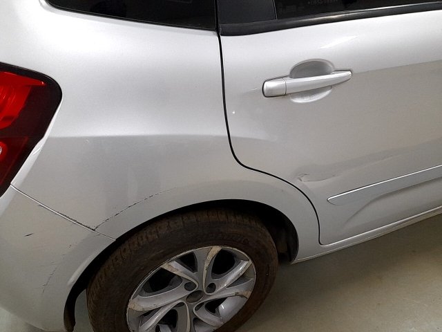 Vehicle_photo_23