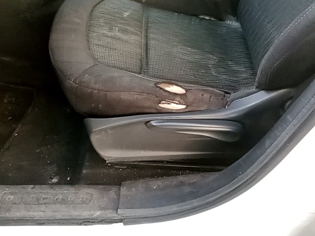 Vehicle_photo_37