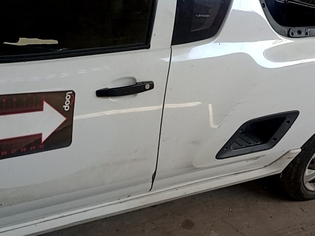 Vehicle_photo_34