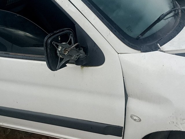 Vehicle_photo_24