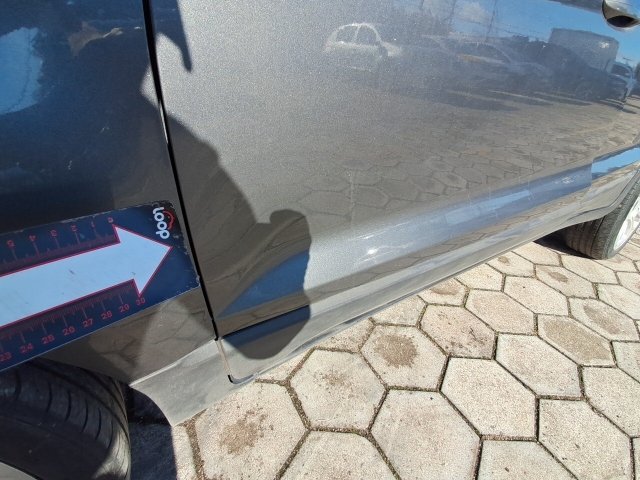 Vehicle_photo_38