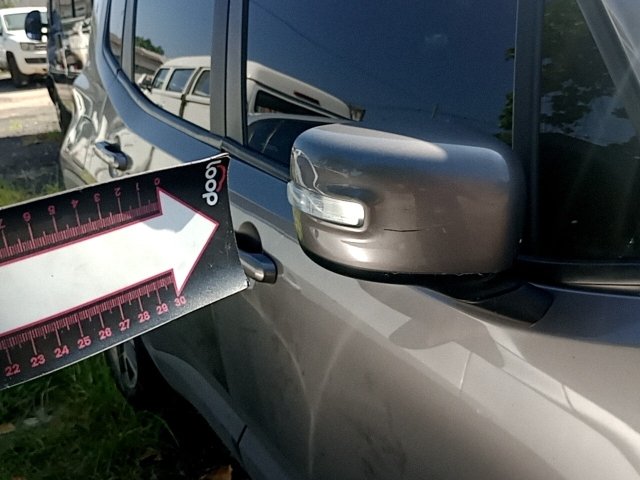 Vehicle_photo_36