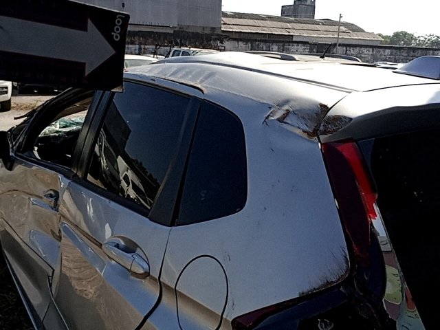 Vehicle_photo_36