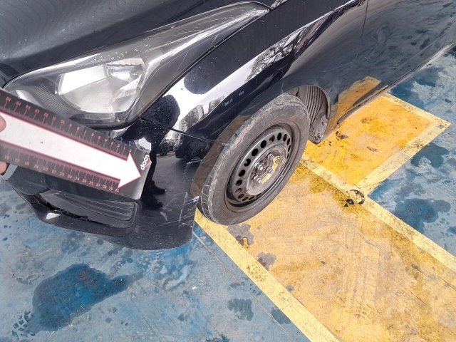 Vehicle_photo_37