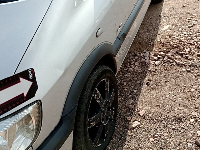 Vehicle_photo_36