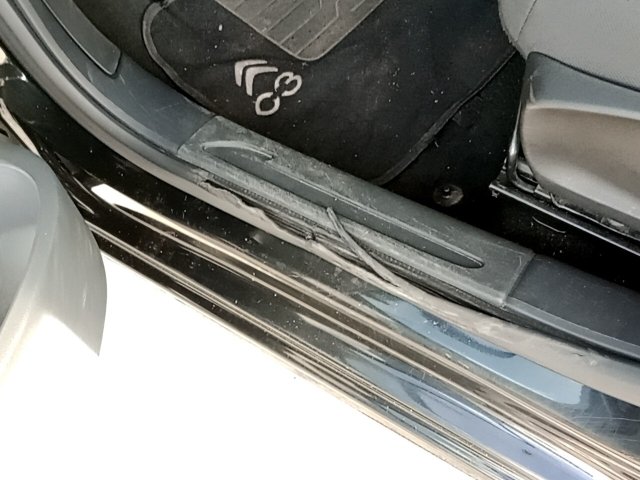 Vehicle_photo_36