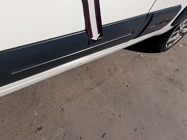 Vehicle_photo_34