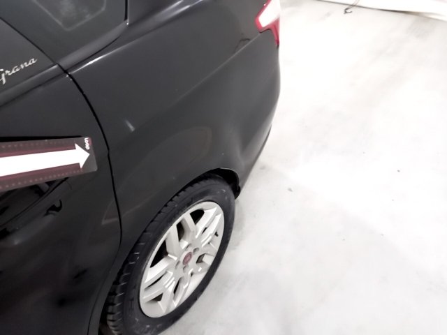 Vehicle_photo_25