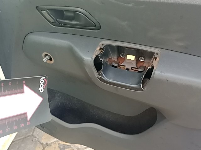 Vehicle_photo_25