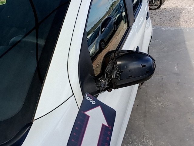 Vehicle_photo_36