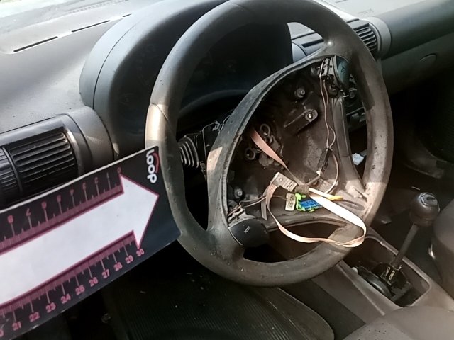 Vehicle_photo_36
