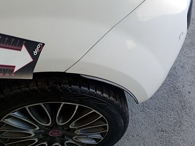 Vehicle_photo_36