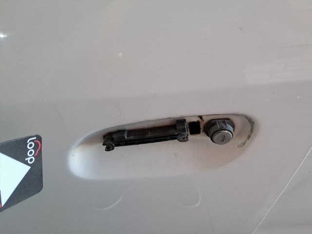 Vehicle_photo_26