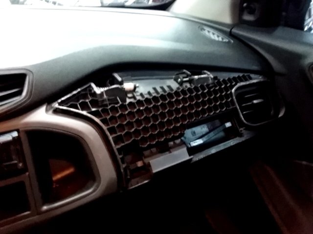 Vehicle_photo_26