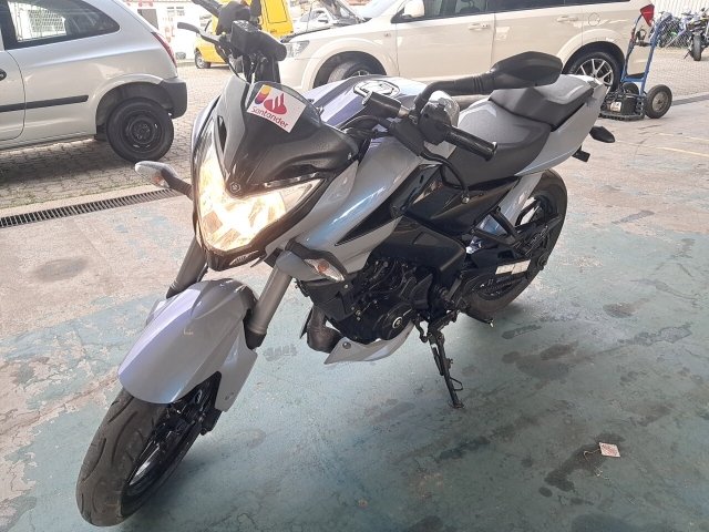 Veículo BAJAJ Dominar Bajaj Dominar D200 2024/2025 2025 em leilão
