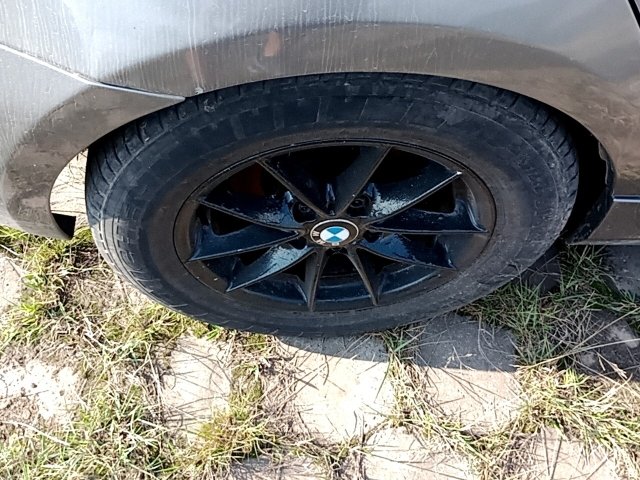 Vehicle_photo_16
