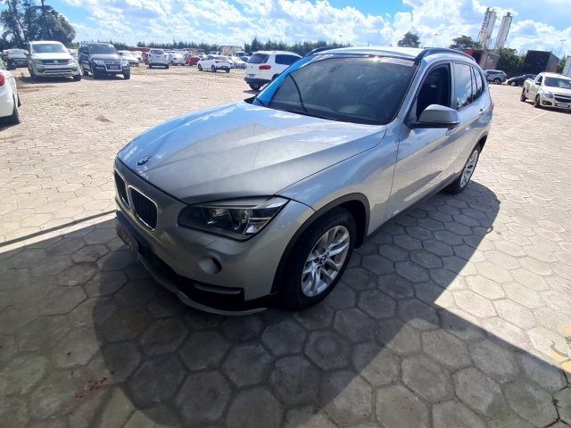 Veículo BMW X1 BMW X1 S20I ACTIVEFLEX 2015/2015 2015 em leilão
