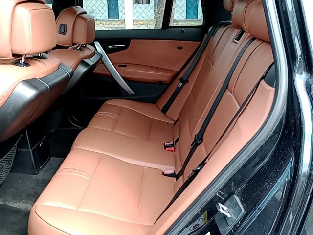 Vehicle_photo_10