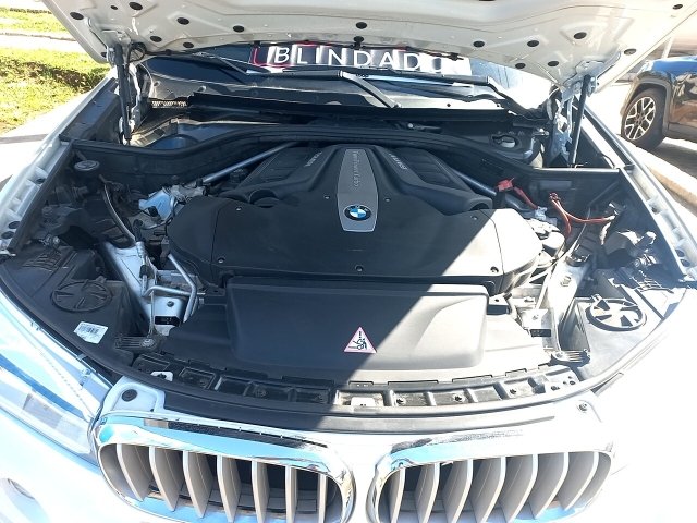Vehicle_photo_12