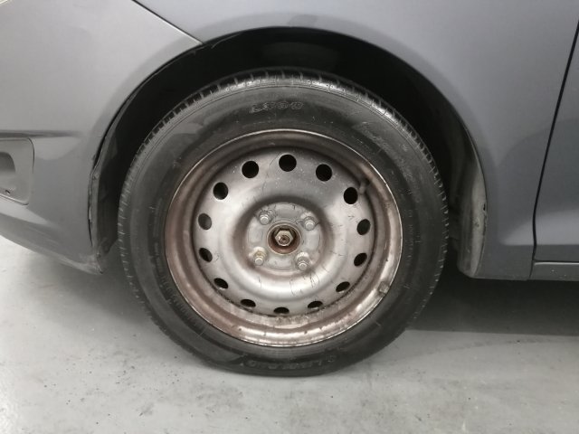 Vehicle_photo_13