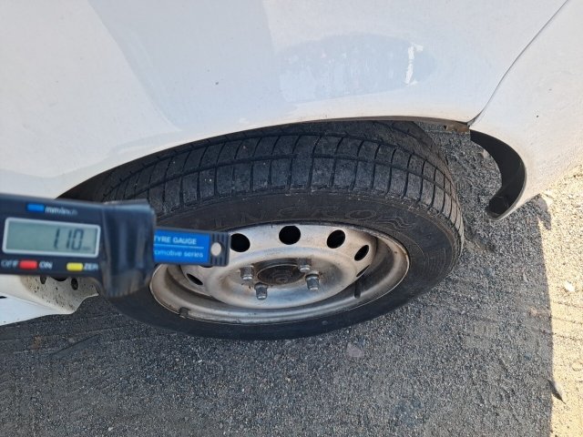 Vehicle_photo_32