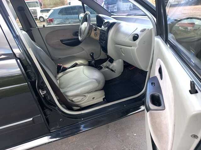 Vehicle_photo_9