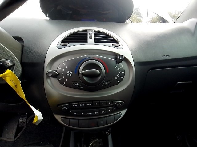 Vehicle_photo_6