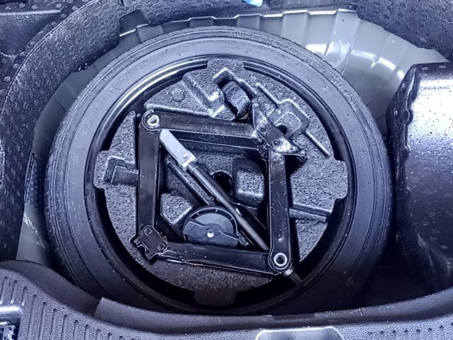 Vehicle_photo_17