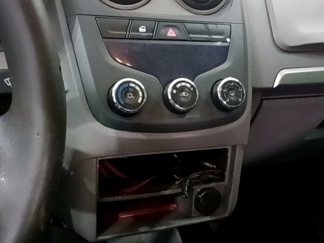 Vehicle_photo_6