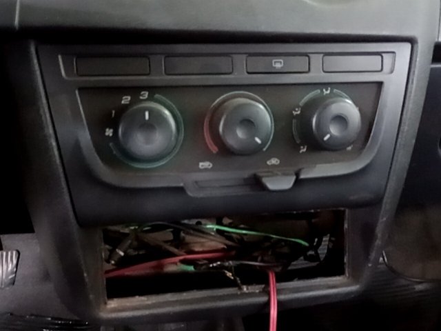 Vehicle_photo_6