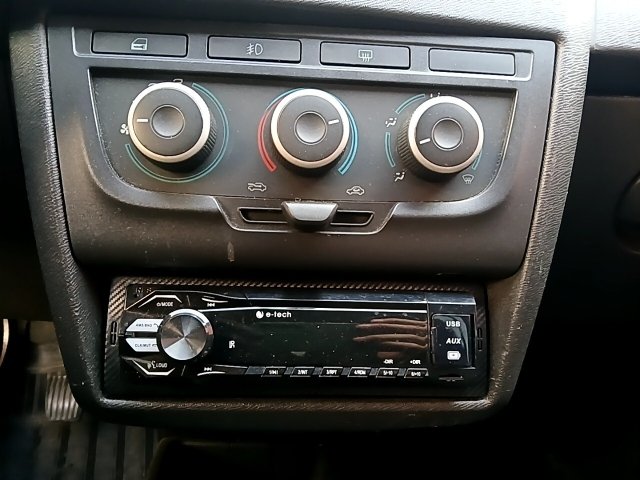 Vehicle_photo_6