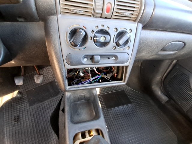 Vehicle_photo_6