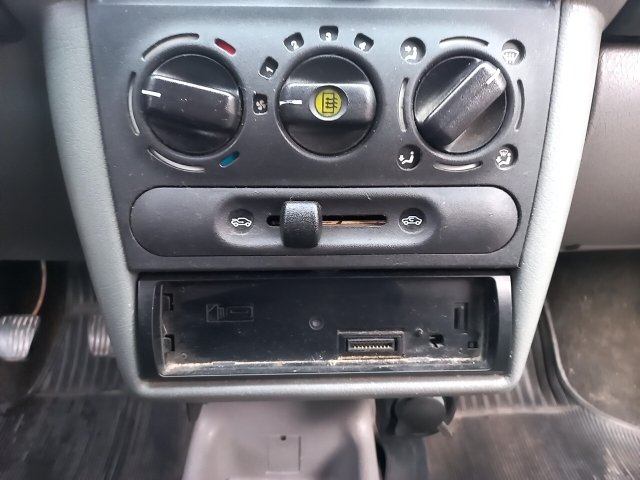 Vehicle_photo_6