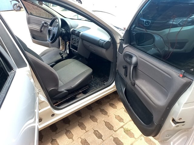 Vehicle_photo_9