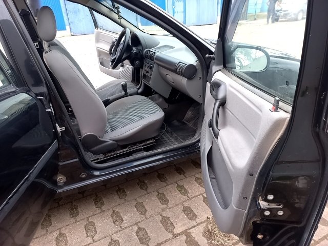 Vehicle_photo_9