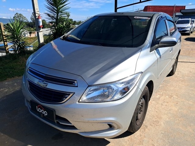 Veículo GM - Chevrolet Onix CHEVROLET ONIX 1.0MT LT 2014/2015 2015 em leilão