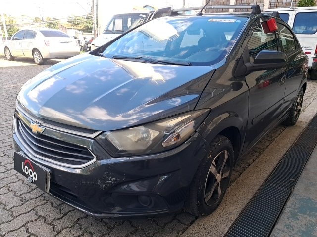 Veículo GM - Chevrolet Onix CHEVROLET ONIX 1.0MT LT 2016/2017 2017 em leilão