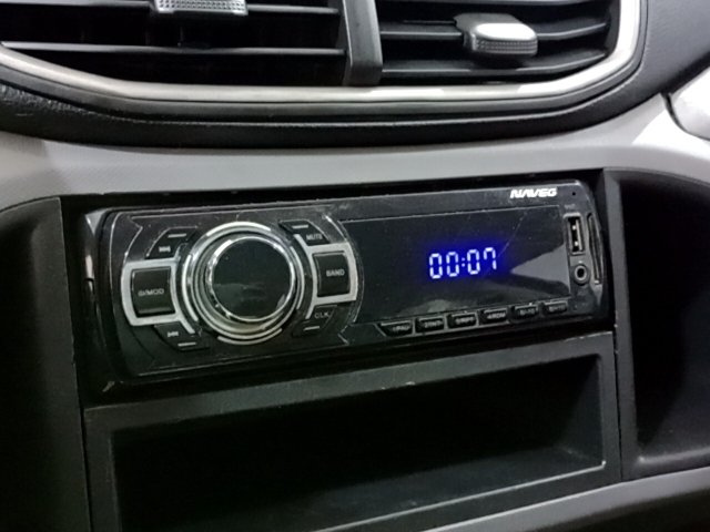 Vehicle_photo_12