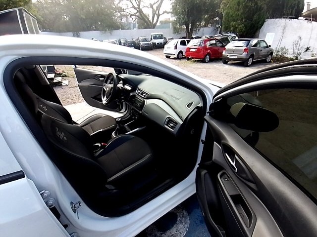 Vehicle_photo_9