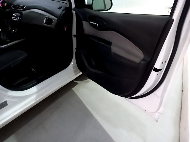 Vehicle_photo_9