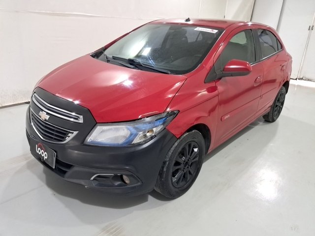 Chevrolet Onix 1.4AT LTZ 2015 Conservado com Sinistro