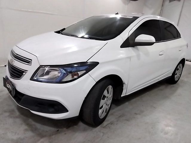 Veículo GM - Chevrolet Onix CHEVROLET ONIX 1.4MT LT 2015/2015 2015 em leilão