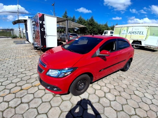 CHEVROLET ONIX 1.4MT LT Frente Motorista